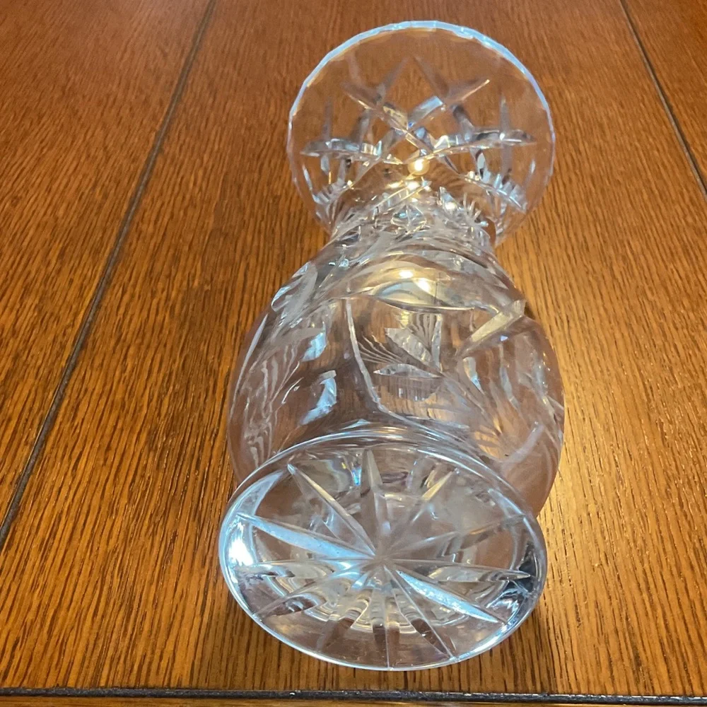 Elegant Crystal Vase
